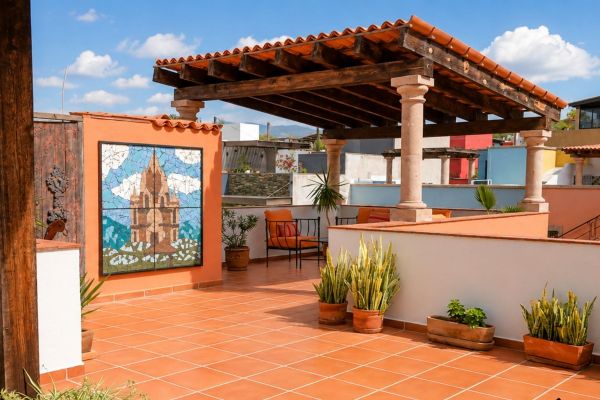 Spacious 3-Bed Hone with Private Garage